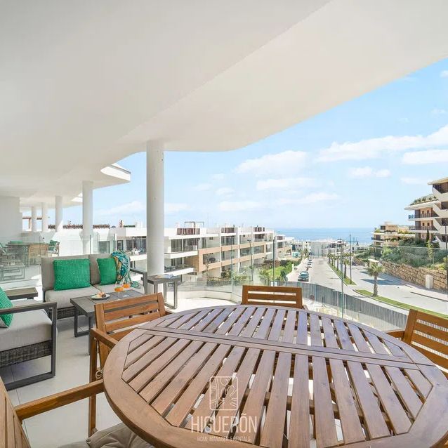 Alquiler de piso en Avenida Fuengirola - Foto 1