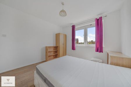 3 bedroom apartment to rent - Photo 2