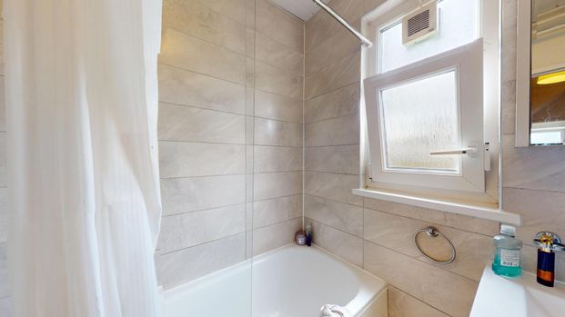 22 Corringham House (ii) – Room 1 - Photo 1