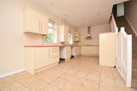 450, Tong Road, Leeds, West Yorkshire, LS12 5AU - Photo 2