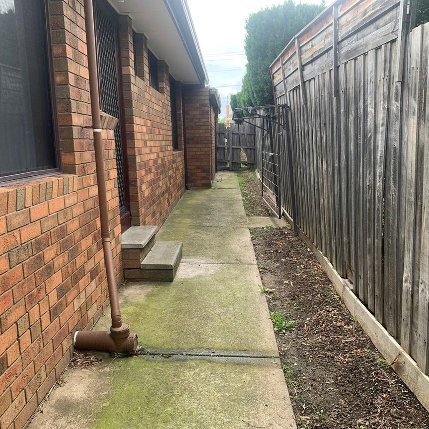 Spacious 3-Bedroom Home in Prime Reservoir Location - Photo 1