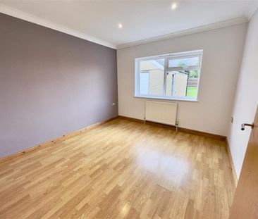 2 bedroom detached bungalow to rent - Photo 4