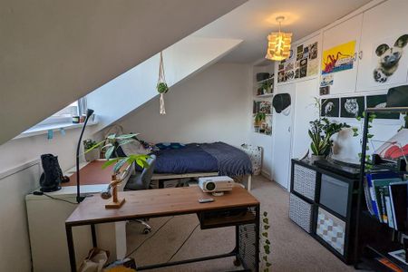 3 bedroom apartment to rent - Photo 3