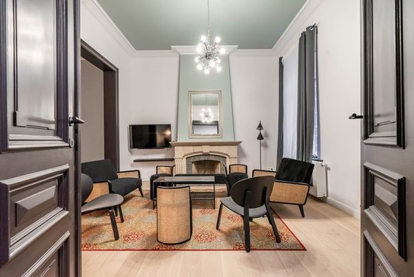 Room at Rue de L'Athénée 15 - Photo 1