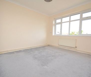 2 bedroom maisonette to rent - Photo 4