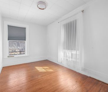 For Lease - 92 Cedar Street, Belleville, Ontario - Photo 3