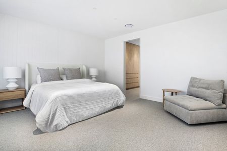 Fully Furnished, Luxury as new Portsea home! - Photo 3