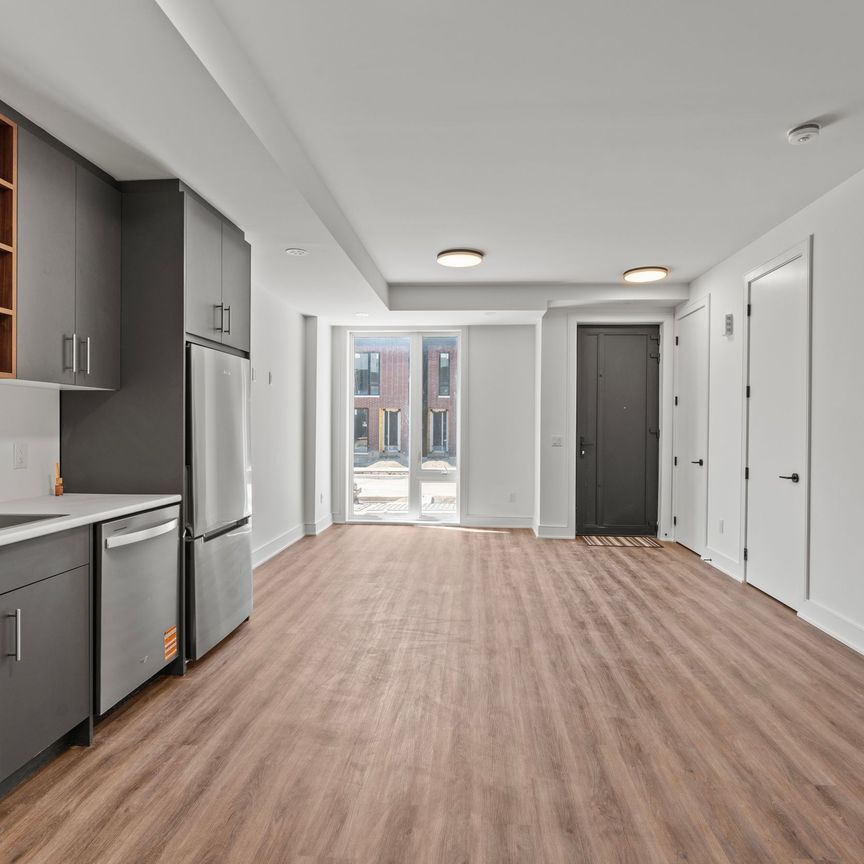 For Lease - 160 Everett Common, St. Catharines, Ontario - Photo 1