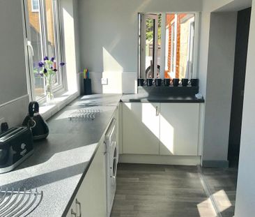 4 bedroom house share to rent - Photo 6