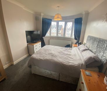 Kingsbury Road, Coundon, Coventry, West Midlands - Photo 4