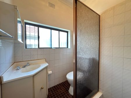 345 Bunnerong Road, Maroubra NSW 2035 - House For Rent | Domain - Photo 5