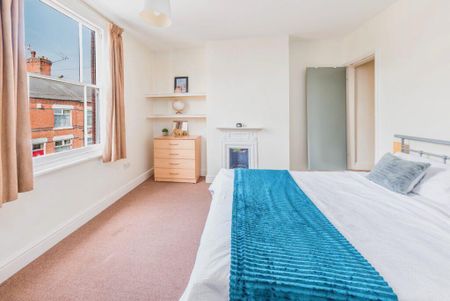 3 bedroom terraced house to rent - Photo 4