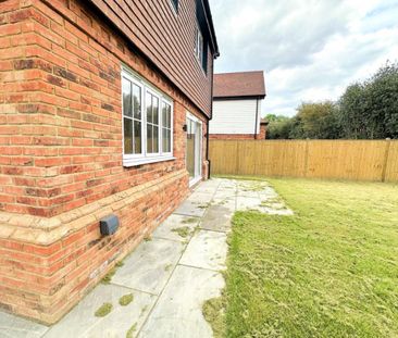 Hop Gardens, Ninfield, East Sussex - Photo 6