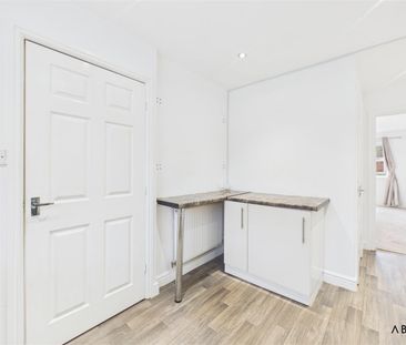 Park View Close, Stretton, Burton On Trent - Photo 1