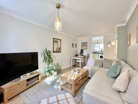 1 bedroom flat to rent - Photo 4