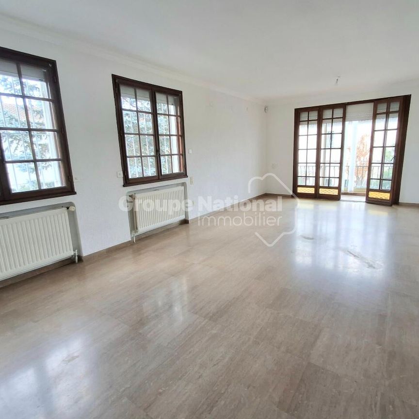 AVIGNON , Maison type 6 de 152 m² avec jardin, - Photo 1