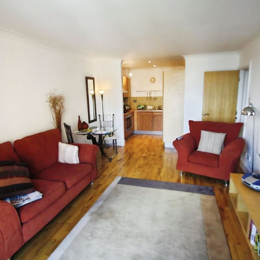 2 bedroom apartment to rent - Photo 1