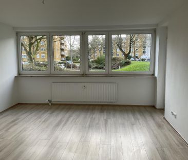 3-Zimmer-Wohnung in Holzwickede Mitte zu besichtigen, mit Laminatboden - Photo 1
