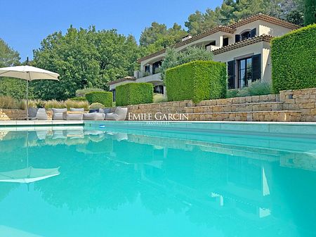 A louer Cote d'Azur, Maison de famille, Montauroux, 6 chambres - Photo 4