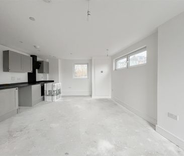 Flat 89. 6 Martin Court, Hastings, TN34 1EF - Photo 5