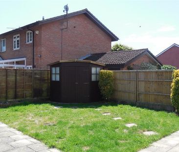 3 bedroom semi-detached house to rent - Photo 6