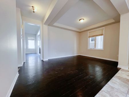 For Lease - 52 Sundragon Way, Barrhaven, Ontario - Photo 2