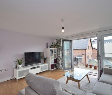 2 bedroom apartment to rent - Photo 2