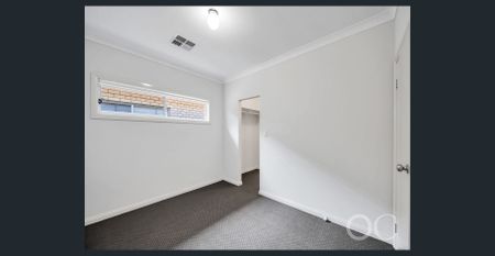 Open The Door to Well-located Living - Photo 2