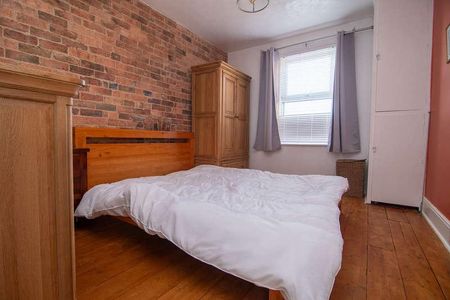 Bengal Road, Winton, BH9 - Photo 3