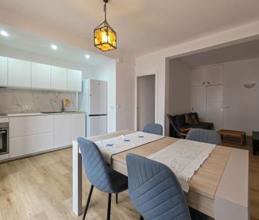 Apartamento de alquiler en Magdalena Rigo, 5, Cala Bona - Photo 2