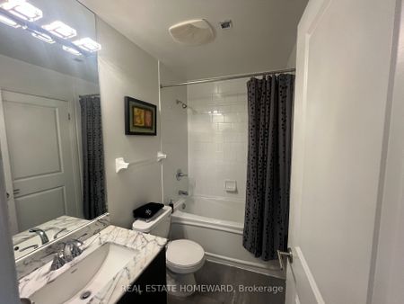 For Lease - 18 Yorkville Avenue Unit# 208, Toronto, Ontario - Photo 2