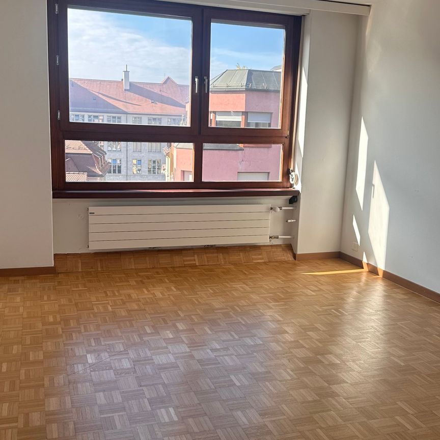 Urbane stilvolle Oase, 2,5 Zimmer Wohnung mit Terrasse - Photo 1