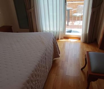 Luxury 3 room Detached House for rent in Valencia, Spain - Photo 6