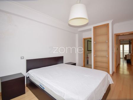 Apartamento T4 em Lisboa - Photo 2