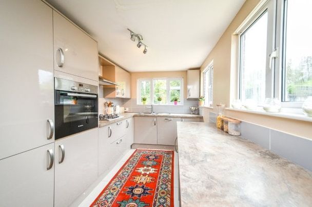 Lode Avenue, Upwell - Photo 1