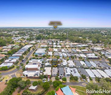 A Substantial Family Home in a Sought-After Location - Photo 5