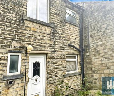 2 bedroom terraced house to rent - Photo 2