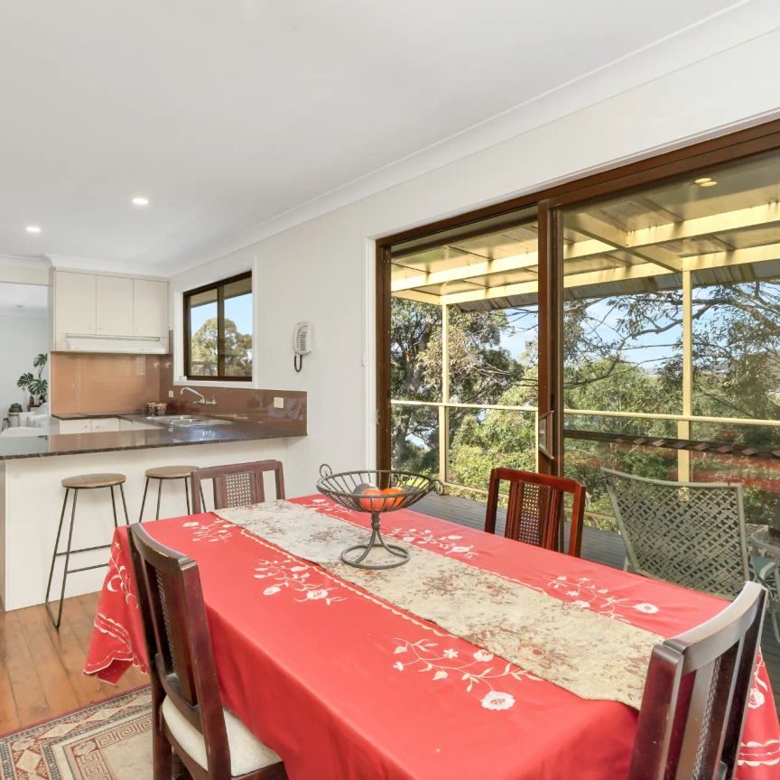 A Private Sanctuary with Sweeping Water and Bush Views Available from 17 January, 2026 - Photo 1