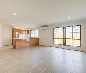 Family Home in Camelot Estate! - Photo 6