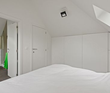 Zeer ruime woning (ca.250m²) met 6 slaapkamers & 2 badkamers - Photo 4
