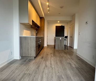 For Lease - 15 Holmes Avenue Unit# 2005, Toronto, Ontario - Photo 6