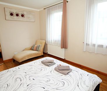 Room in a Shared Flat, Whitson Road, EH11 - Photo 3