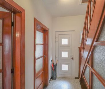 Huis te huur in Saint-Servais voor € 1.100 met 3 slaapkamers - Photo 3