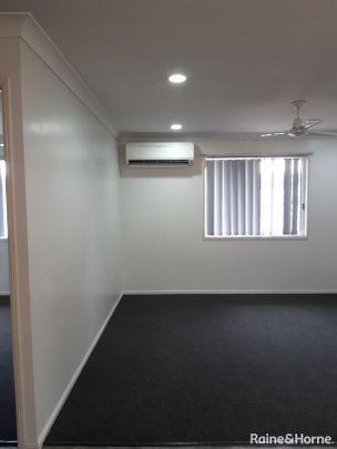 2 BEDROOM UNIT SOUTH MACKAY - Photo 1