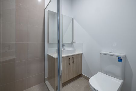 1 & 2/39 Burlington Street, Oakleigh VIC 3166 - Townhouse For Rent | Domain - Photo 4