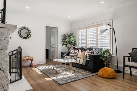 For Lease - 43 Maple Avenue, Mississauga, Ontario - Photo 5