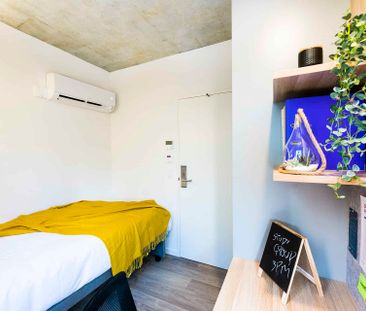 5 Bedroom Shared Bathroom, King Single Bed - Photo 4