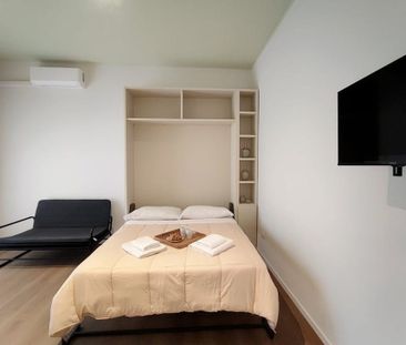 Via Livigno, Milan, Lombardy 20158 - Photo 2