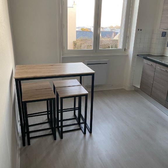 APPARTEMENT T1 MEUBLÉ DE 33M² – QUATRE MOULINS - Photo 1