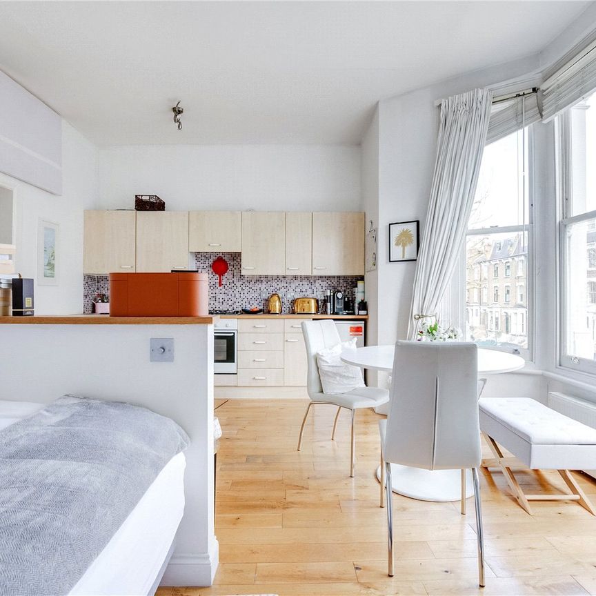 Hammersmith Grove, Hammersmith, W6, London - Photo 1